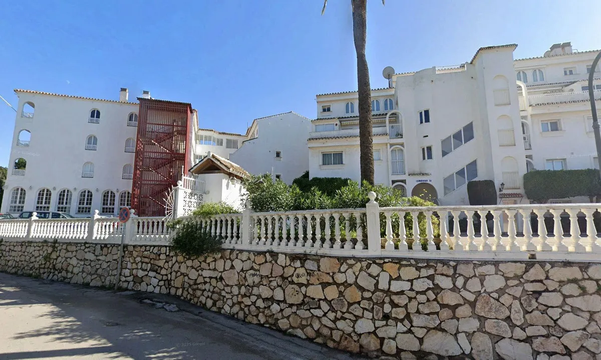 279f9a63-4ab4-496c-8aff-bdd05c7a0ae9