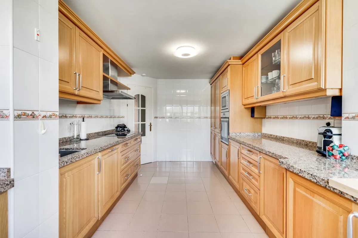 c5d1dfbd-250d-4205-980f-af8cbb9bca2b