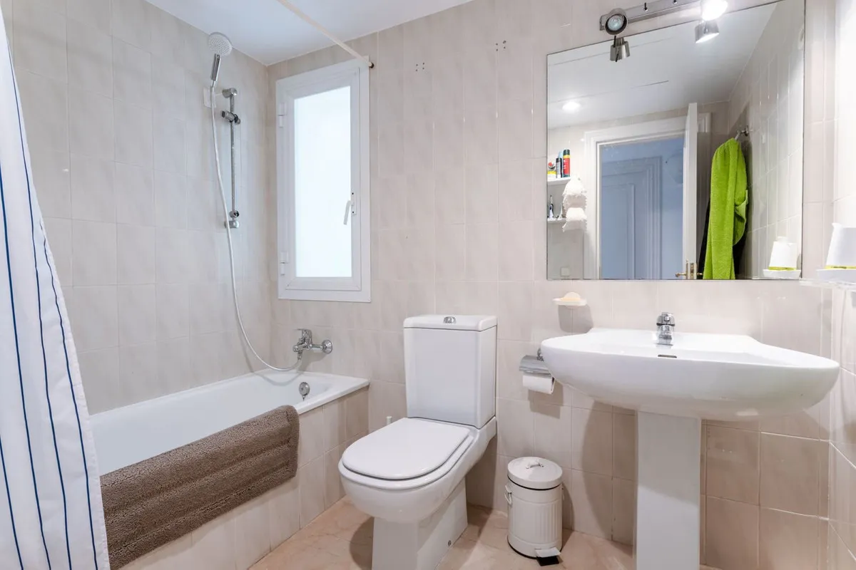 ca172ea8-c60b-4f21-b3cb-7ac35eab9199