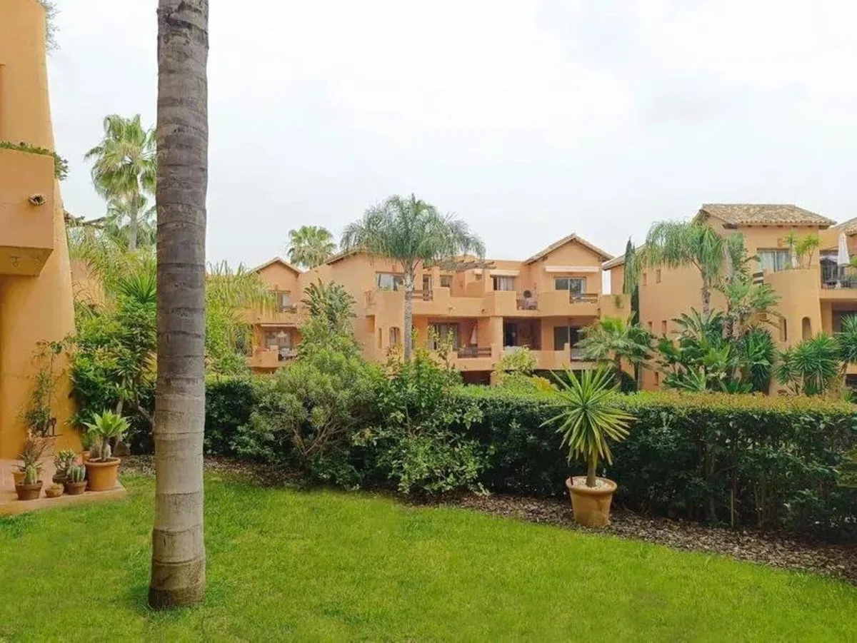 01ef9fd3-61bc-43e5-99b4-d624db4bd985