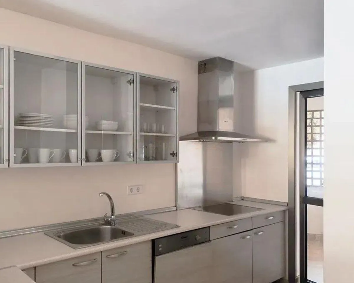 9b353f6b-836e-47f8-8f2e-421de04f1e07