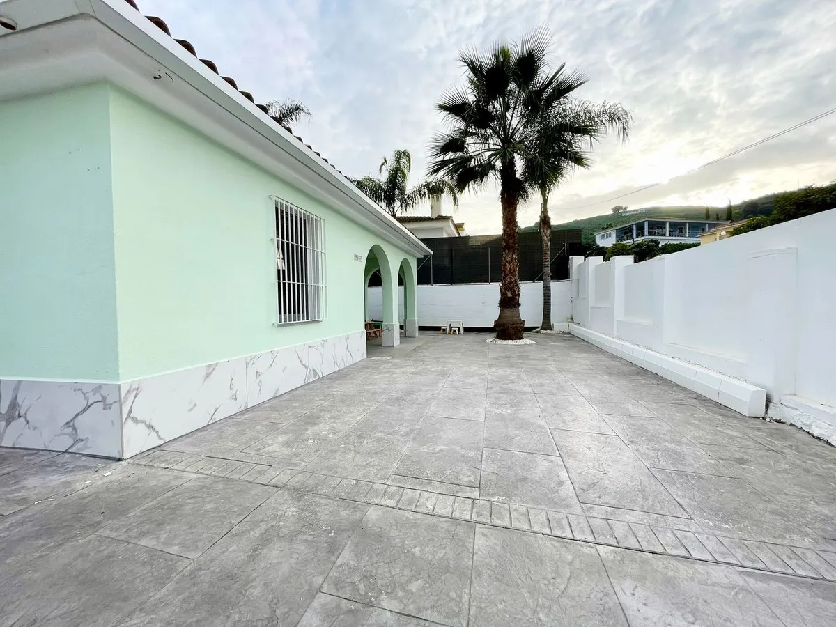 1aa1dbb6-53a5-4468-97fe-fd6b59175fa5