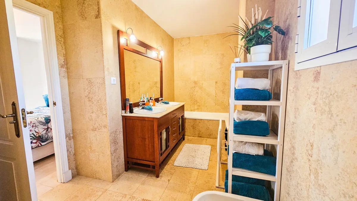 8e86e1f9-db8d-42ae-a6f7-b5e8c6612c23