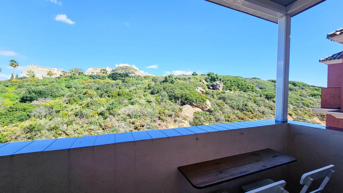 bf02ea28-30e1-4201-8518-d30371cb6bfd