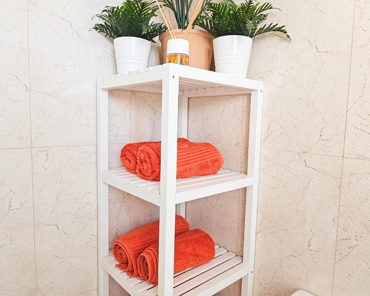 c8ebef00-24d3-406e-9610-8da626db0224