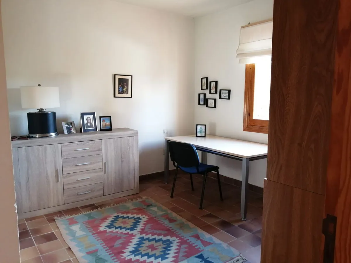 a1623116-d7b6-4933-b564-bea594e01a0f