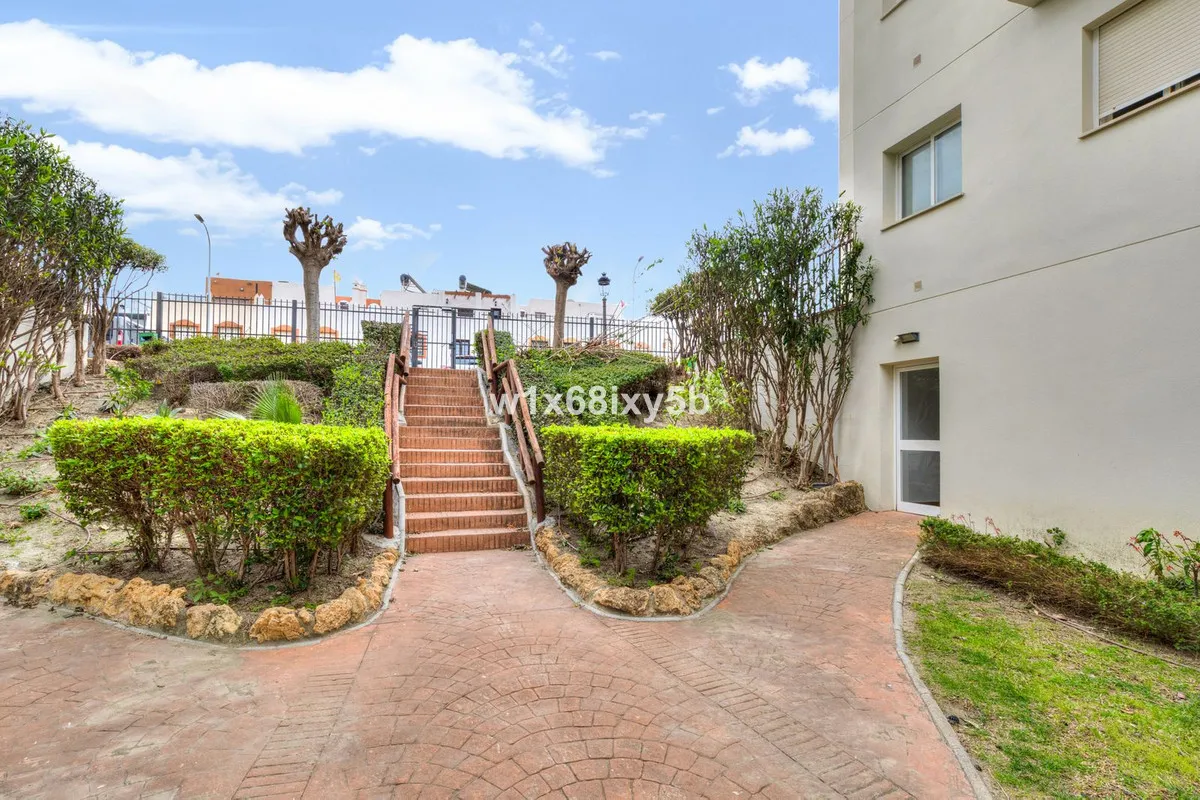 5eecfcae-81ac-4307-b13a-6338a051762f