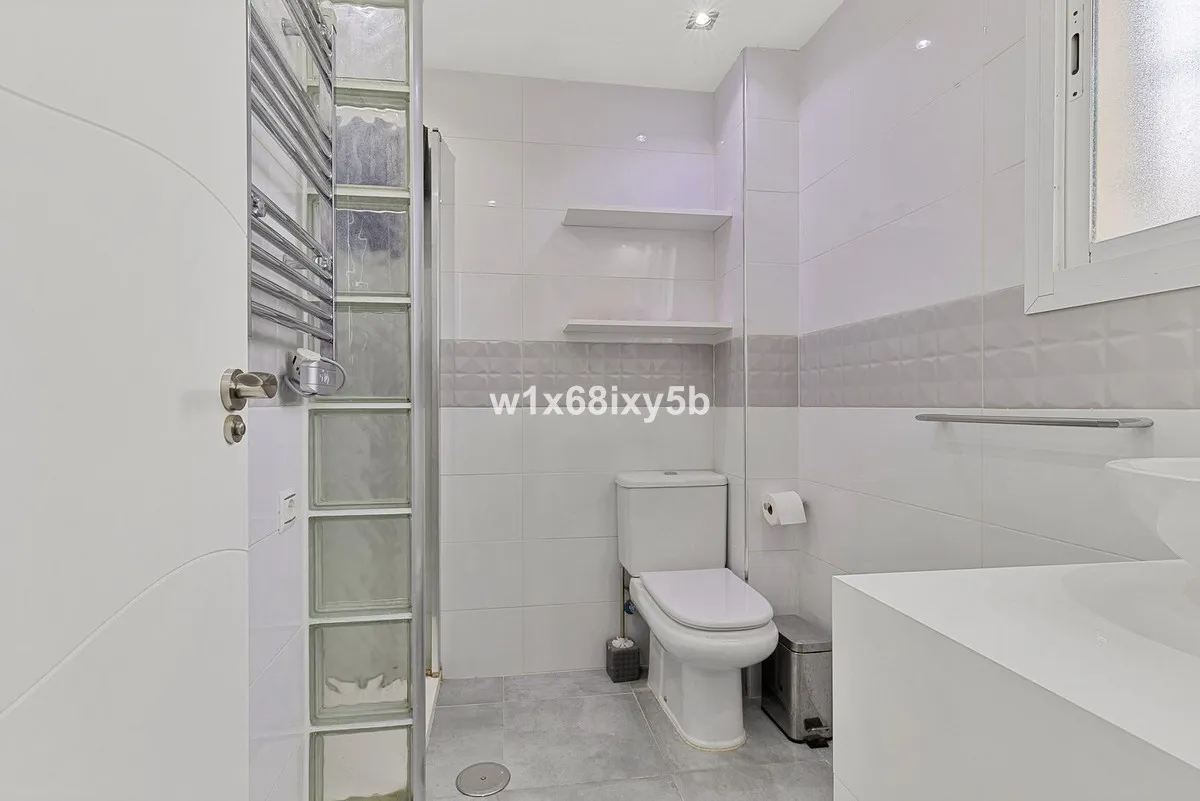 c72c25bc-eebd-4f32-80cb-5d21379c713a