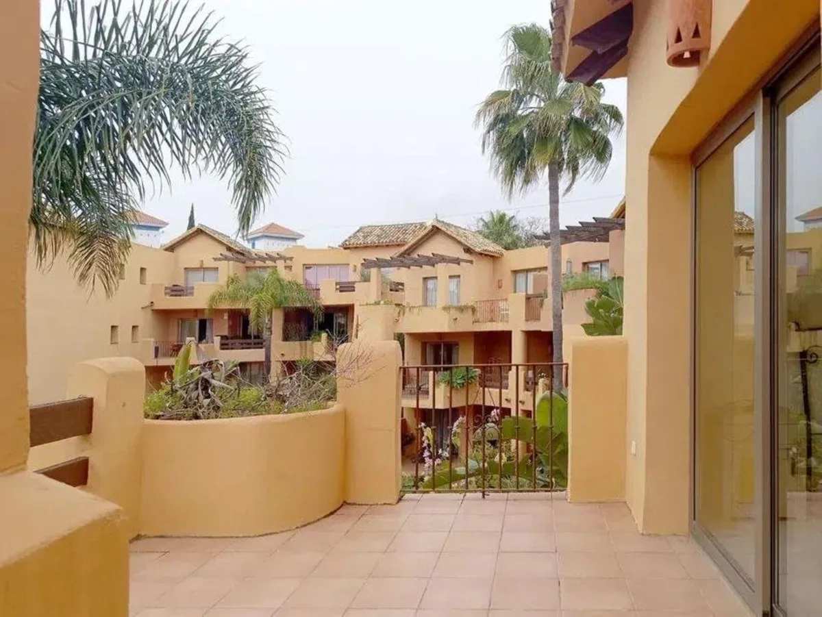 75fa0d1b-db61-417d-a3f7-fd77b32a4ca2