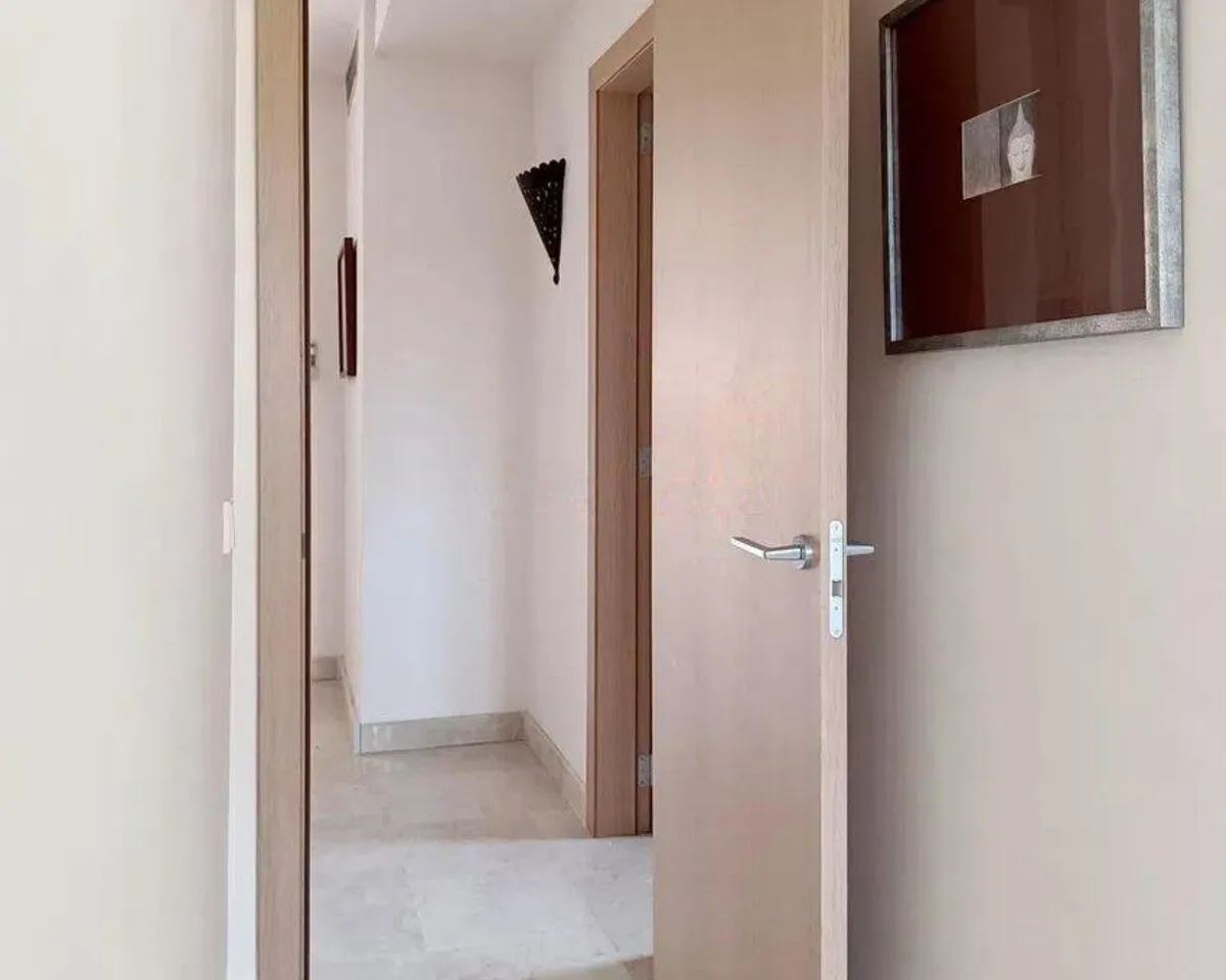 9b6403e1-4f46-466f-8c1d-6f3fd212074a