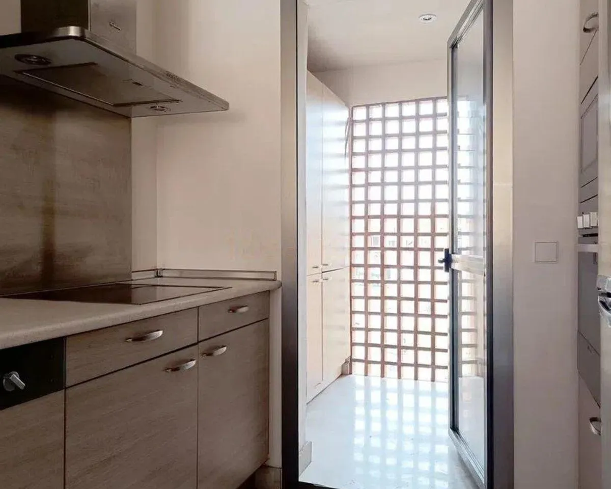 b8bb1857-92ed-421f-b60a-7b53cfe0035a