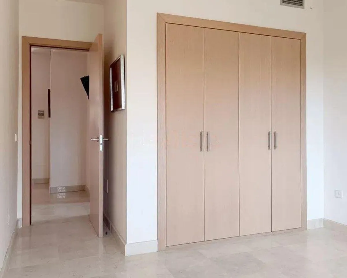 de5a24b7-c8dd-4817-bc08-f9a037df3d14