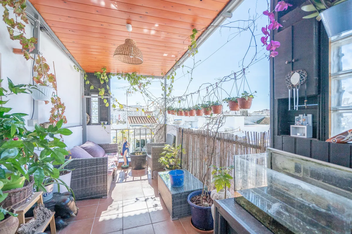 e61d9e52-c85a-4831-b772-5fba9ec4afb2