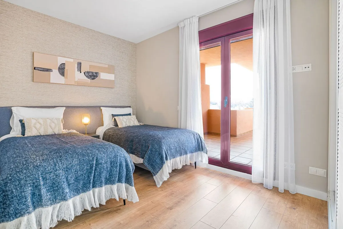 d5b88abf-178f-44b8-986d-94850c0bad3c