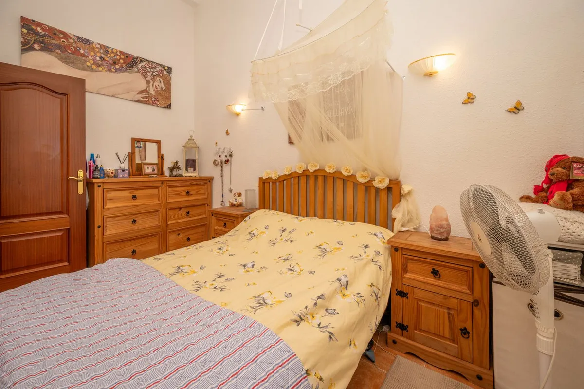 03523174-75ef-4098-8dc1-45eeaa7e7c86