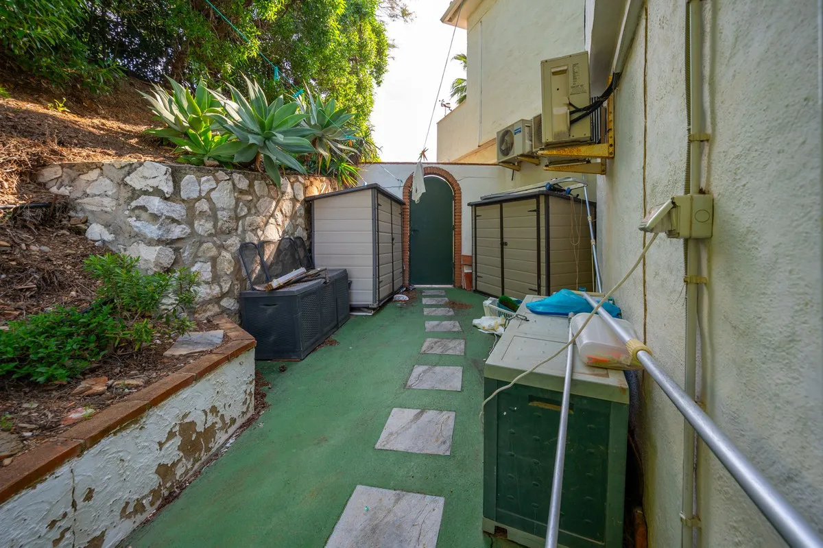 111c1f2a-030e-4b07-a413-7ec8ebe46411