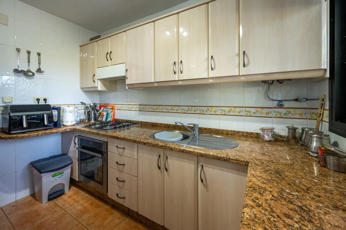 8c92b634-0c9c-4ac2-aa49-59a2a931c5fd