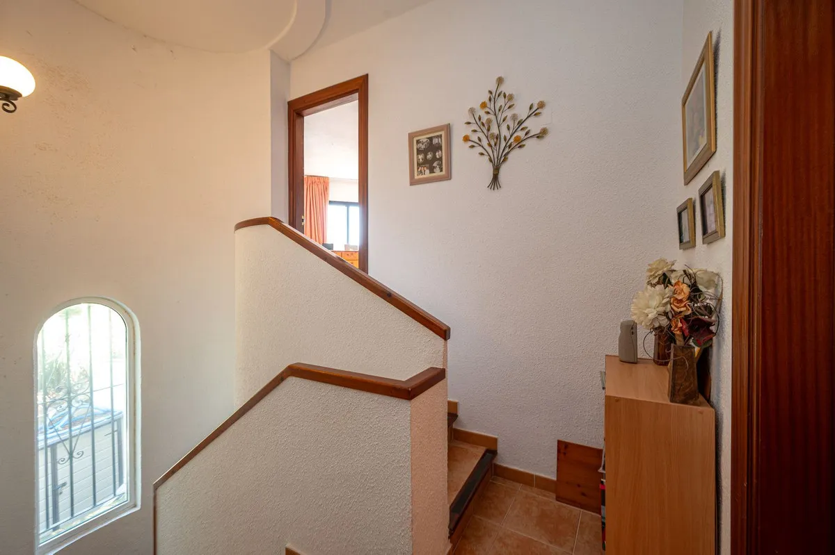 94b9257e-63e6-4961-a659-2318003f2a23