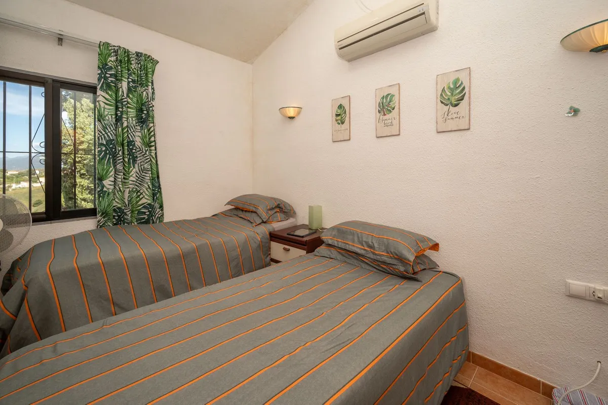 a524dc47-ed45-4e15-86f2-ae1d634c5886