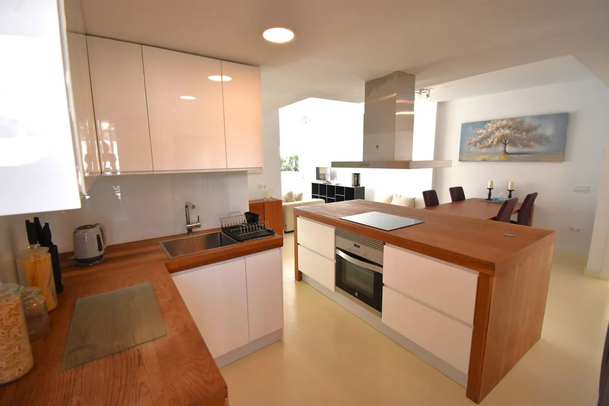 389ecb6b-7387-441f-ac7e-198e53ac3996