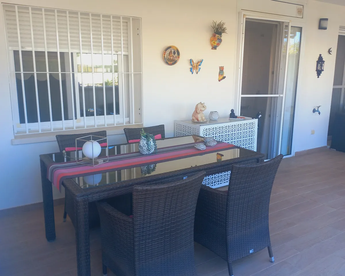 4f2eef2f-a4b3-4afd-9230-2effd01877c4