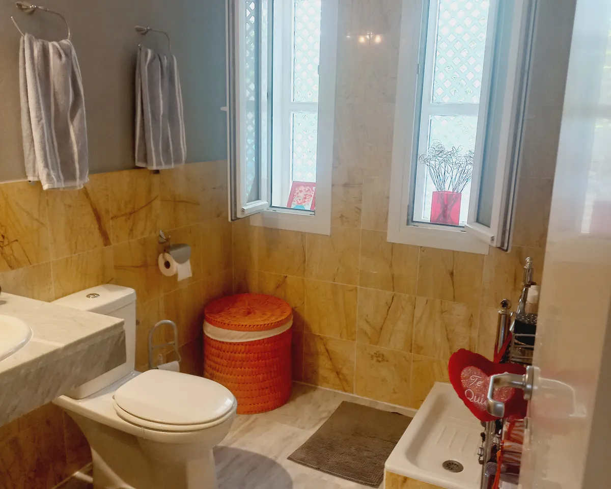 7438de8e-c16c-4644-b8ef-1255d384e171