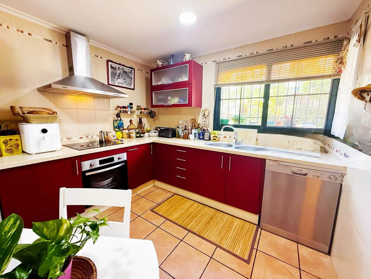 3adf50b4-195a-4d62-acdb-ab0f481343ad