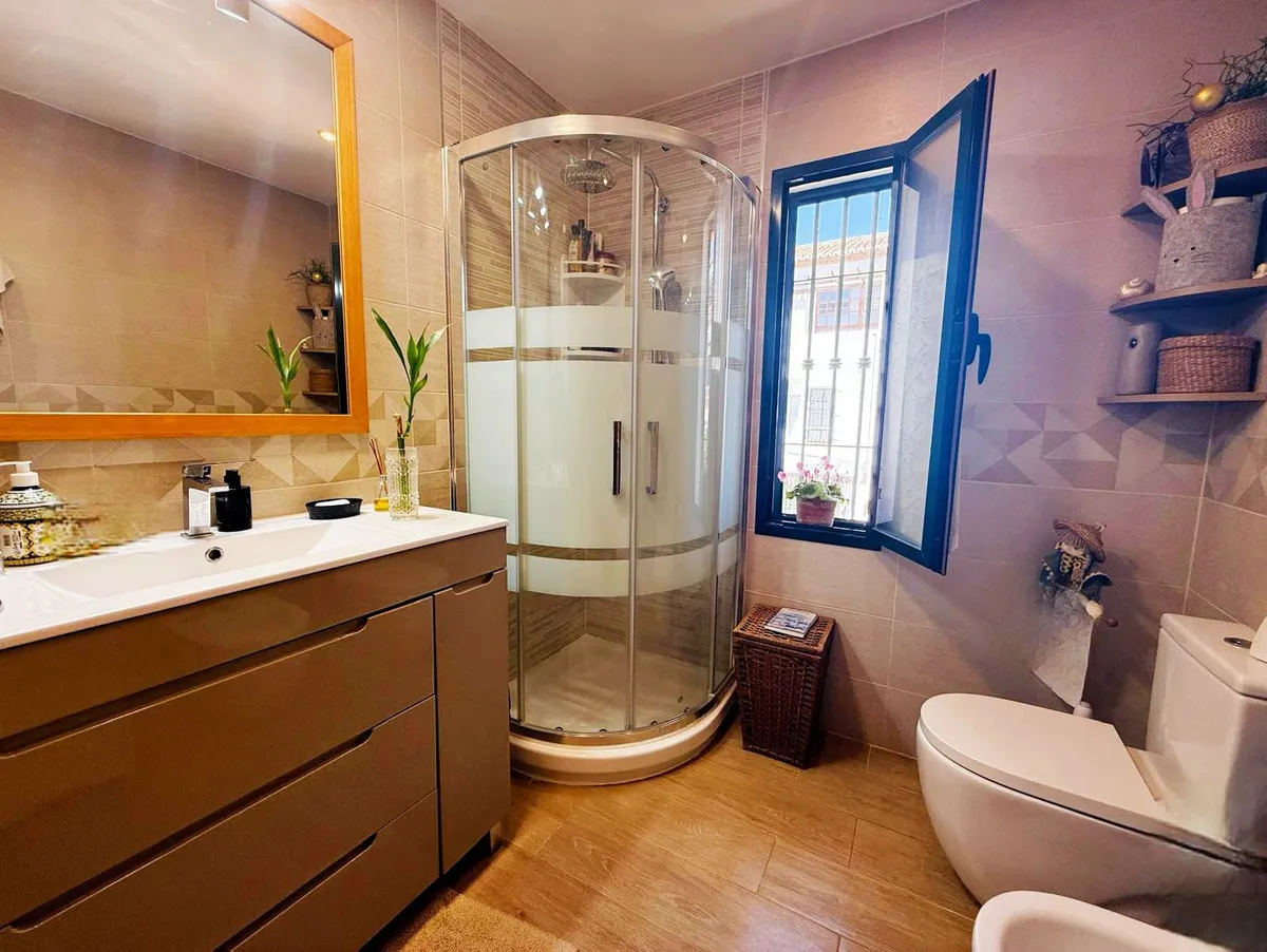 9946b7ce-8821-4794-8c3e-c4ae59eda197