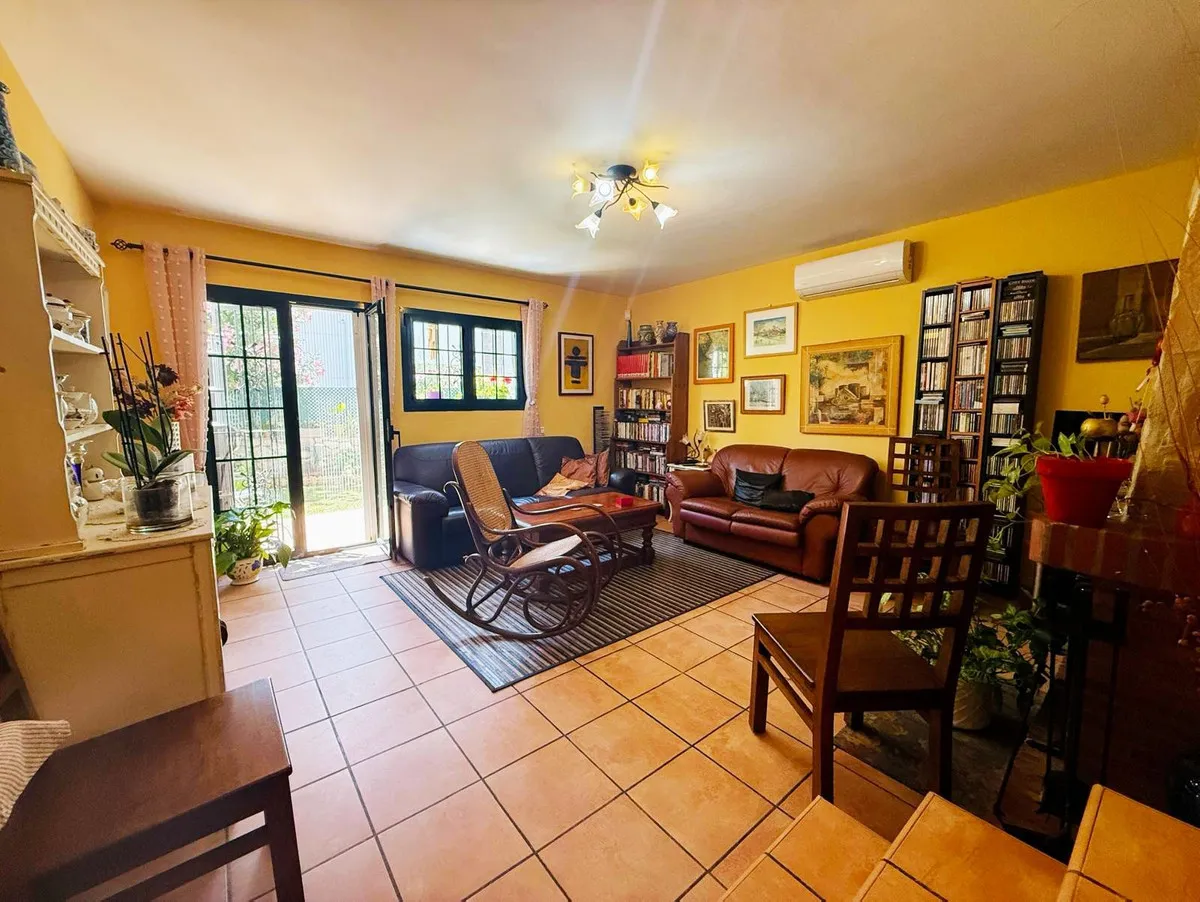 b1bb859f-5a6a-4d39-aaeb-2f75281cbddb