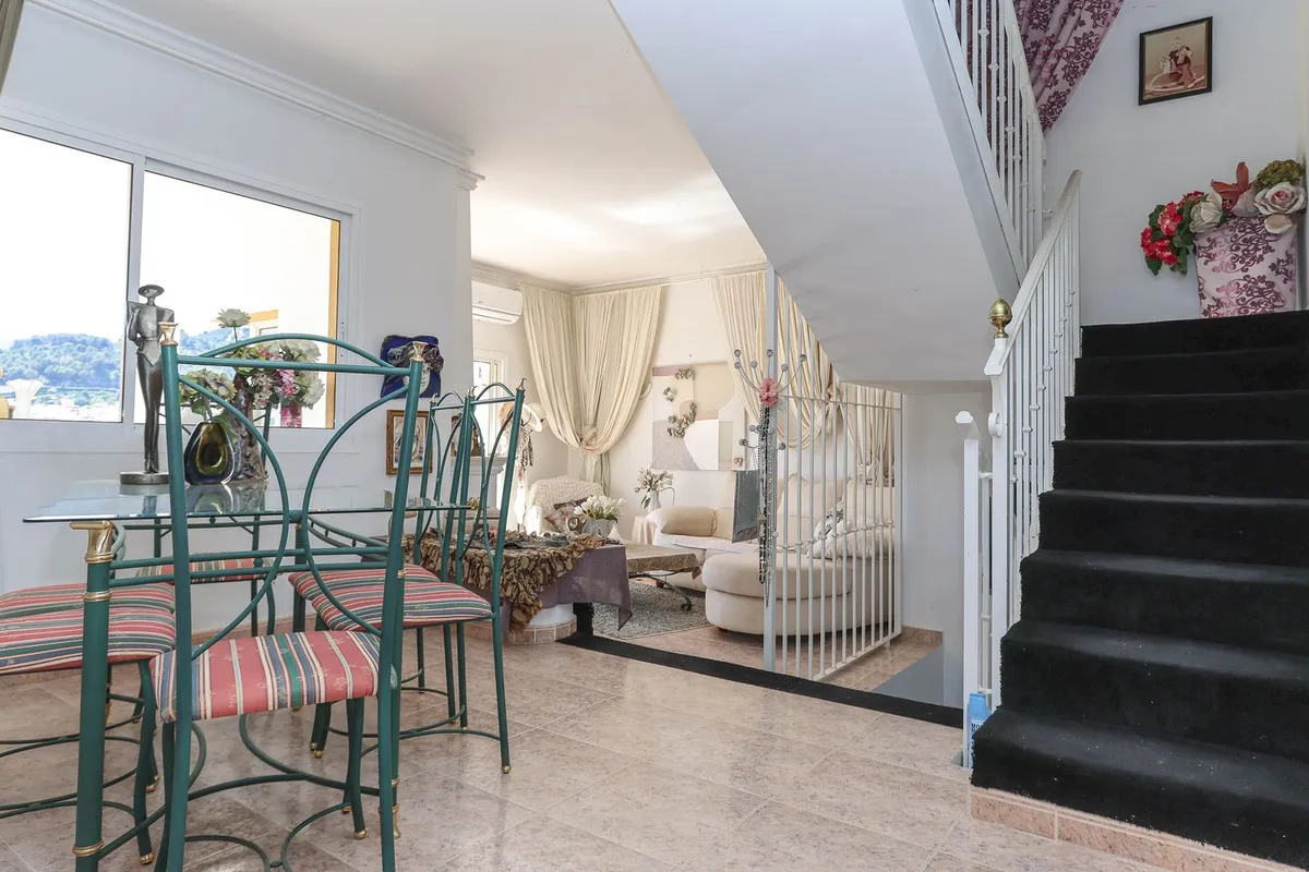 18817ada-480c-439e-9fea-f8a11e3d0c16