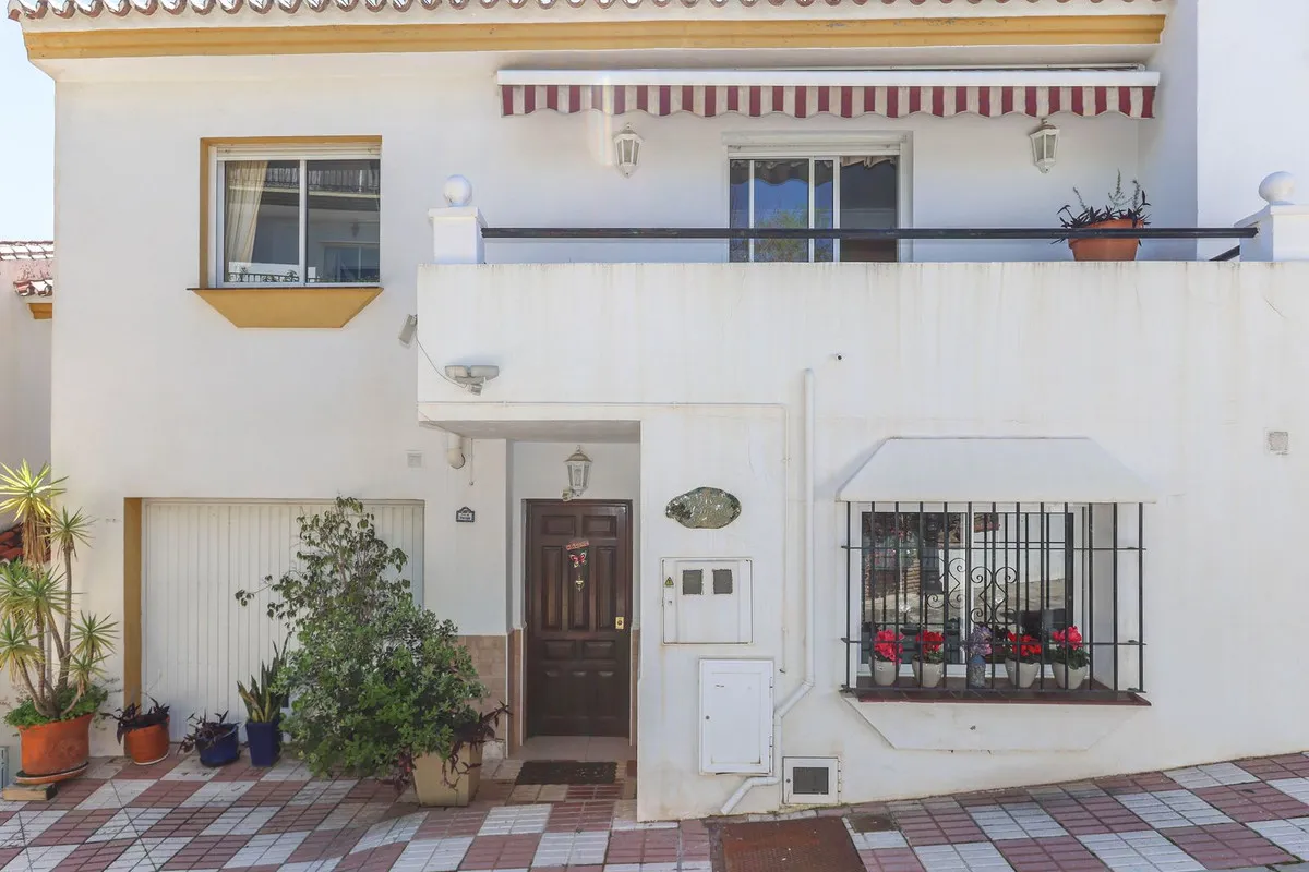 5035bddf-1f79-496c-9a10-ea3c0faca16f