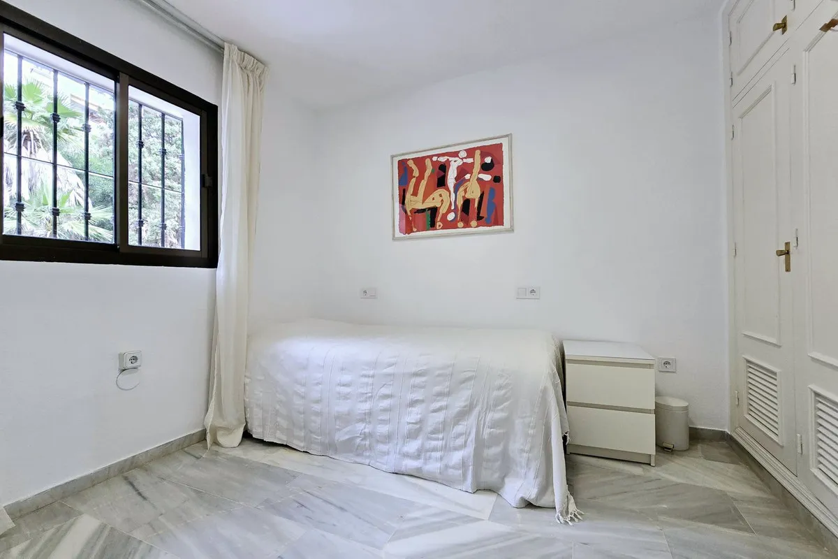 45dbadbb-9c11-4cc3-924f-b2b246d8b3fd