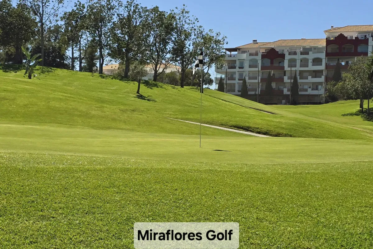 82bee6b9-fb69-4c47-a3c0-fc1f3058e51a