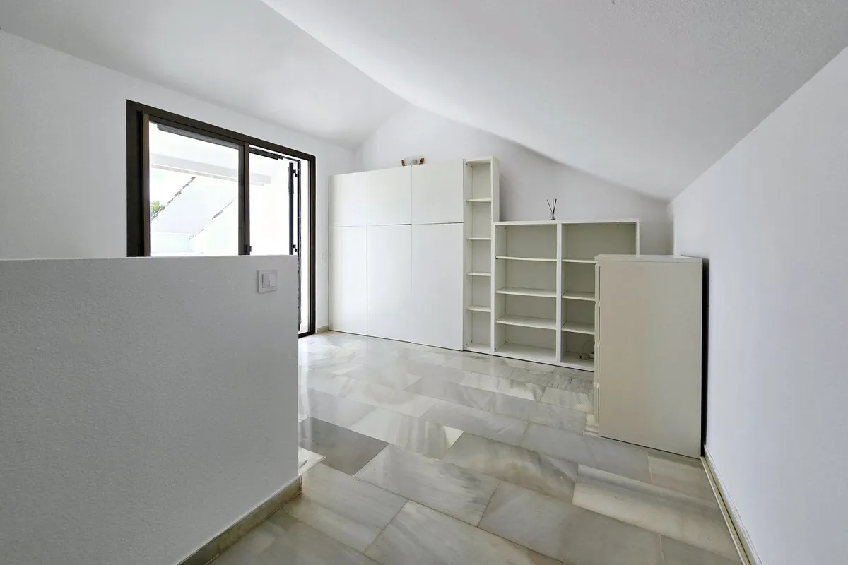 a9b67ad4-4019-4655-b4bd-92d1b01f35b3