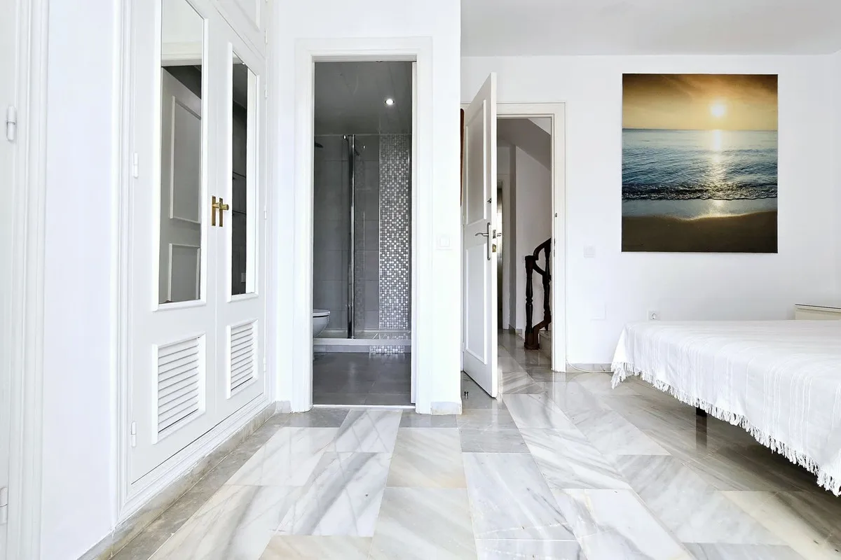 ecee0aea-c9c2-47b2-81c7-09152d3d92ff