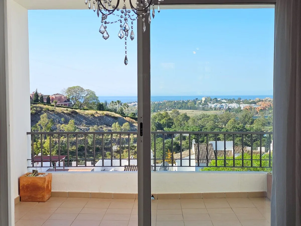 45eb8b53-75b3-4250-b045-090d5e9040d4