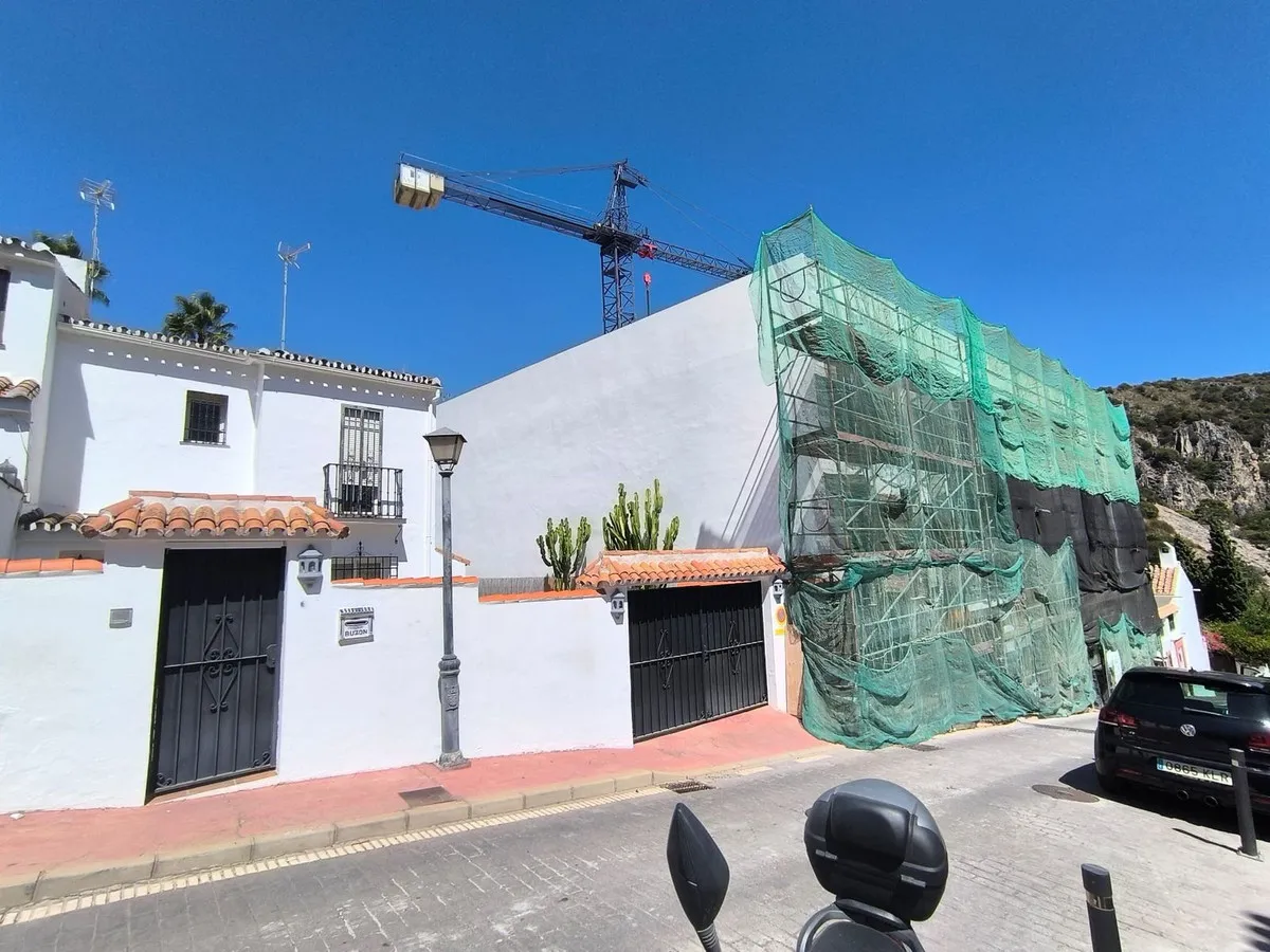 3cd8d382-927c-4371-8b37-33ef5ac20326