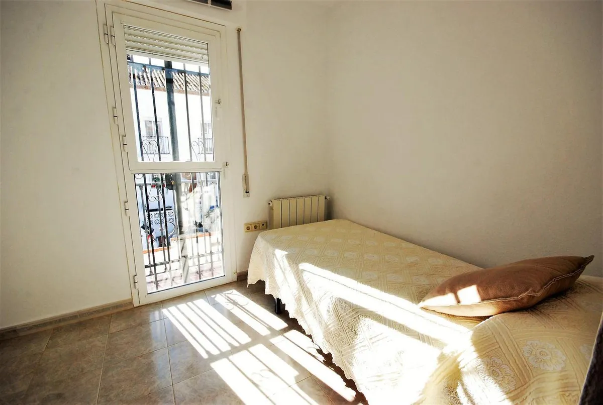 62f37ae3-2f4b-4a30-956b-8475ace2ebee