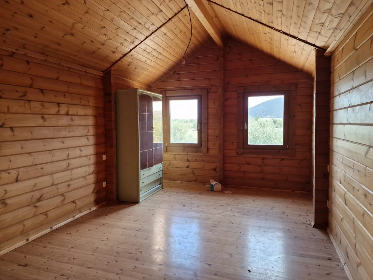 da01ffc5-ffd2-4441-b132-a7f850186952