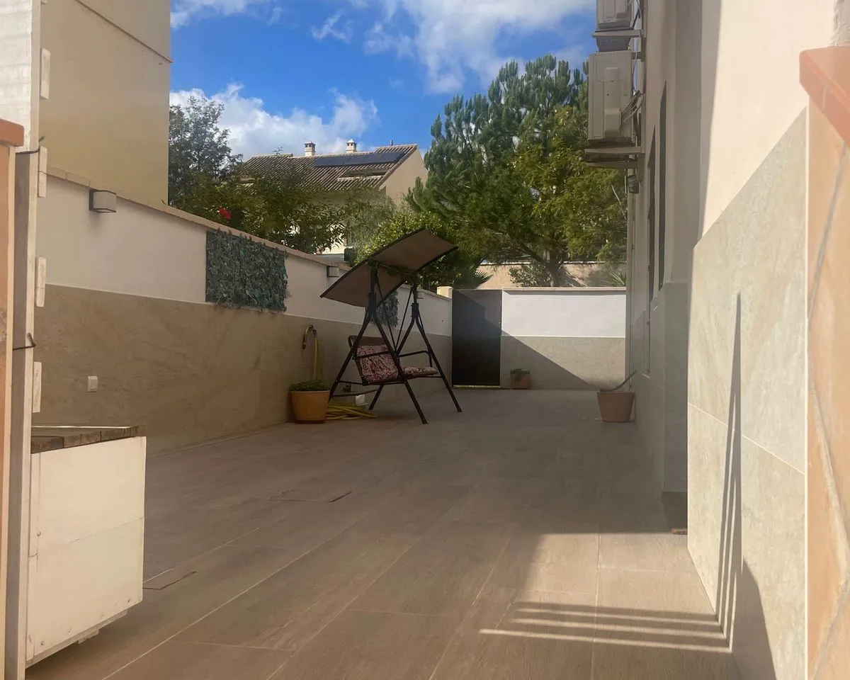 6afb7c31-6b06-46a0-b1fd-2ea85ba7cae2