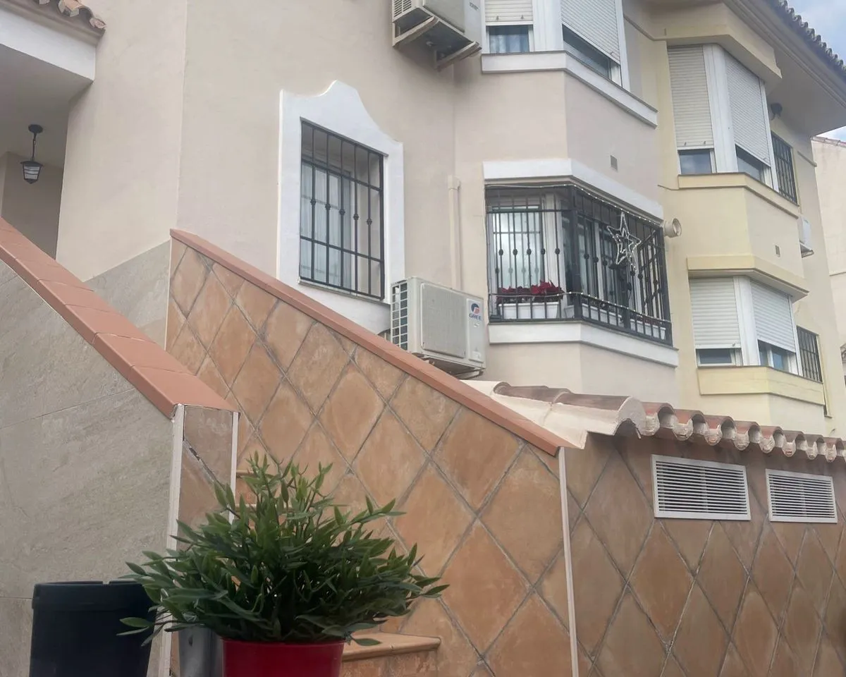 bd3d7d7c-0ef0-4737-af24-2d18bd421865