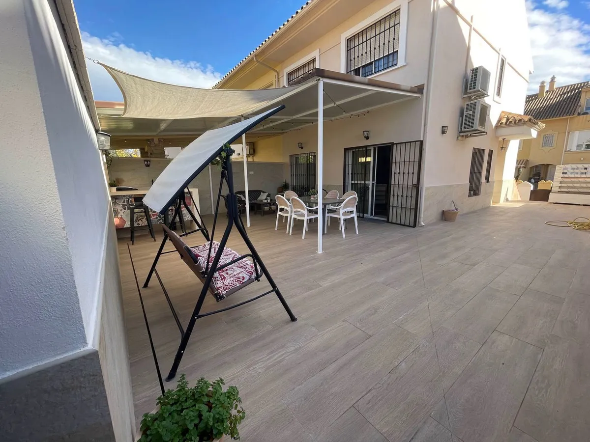 c0b101f2-3587-48b8-960c-16a0272165be