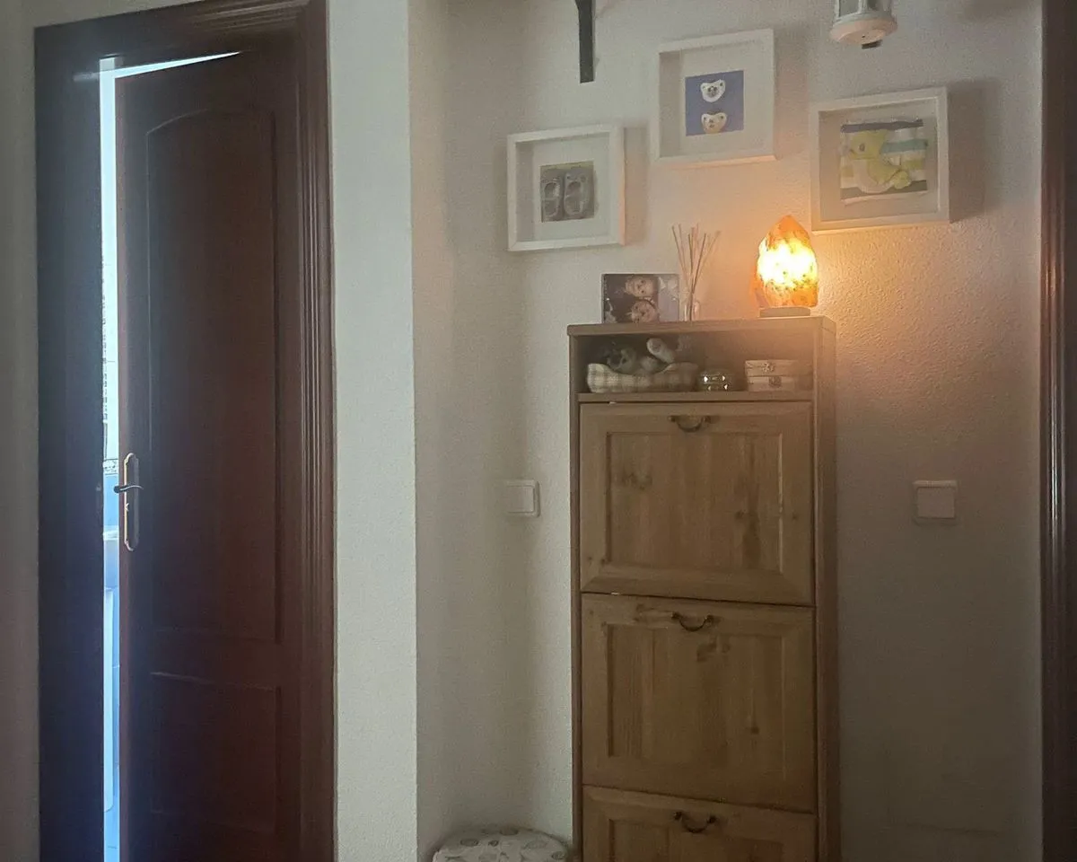 f73b052e-52bc-41fa-95d6-67f1ce35d908