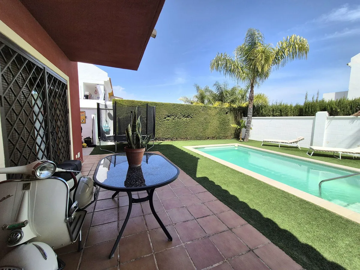 5efcbe5b-2d53-4cb6-88dc-bc40f42783c2