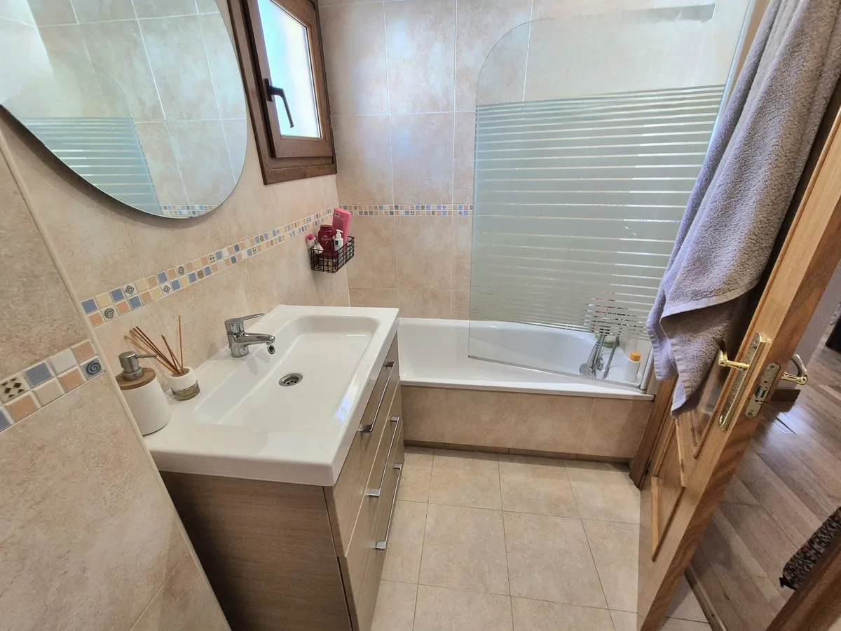 7aff0153-bf8b-47c6-bfbf-86c2421e8bc2