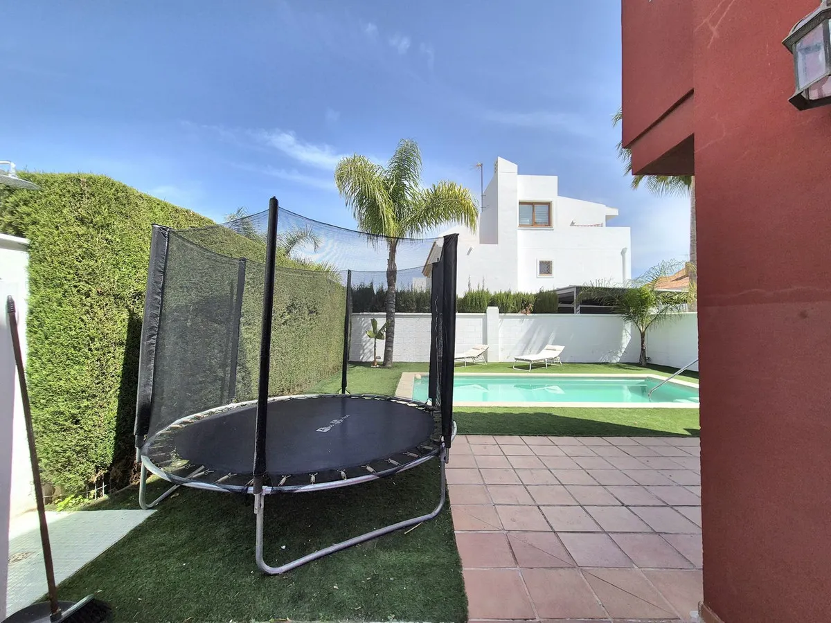 8615d6d0-fee2-412a-8d07-605038ccc2a7