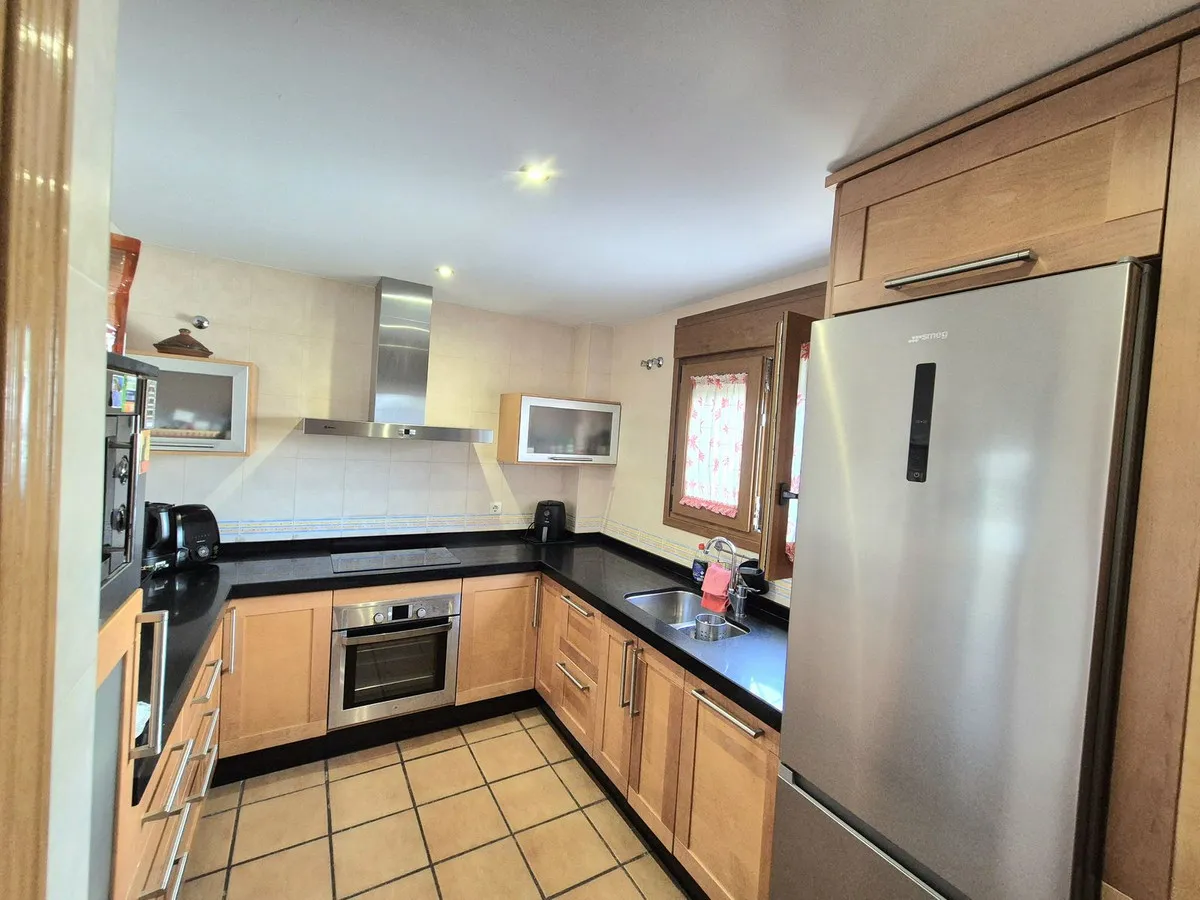 a0cd4071-4a23-4312-ac57-e5a82e155f4f