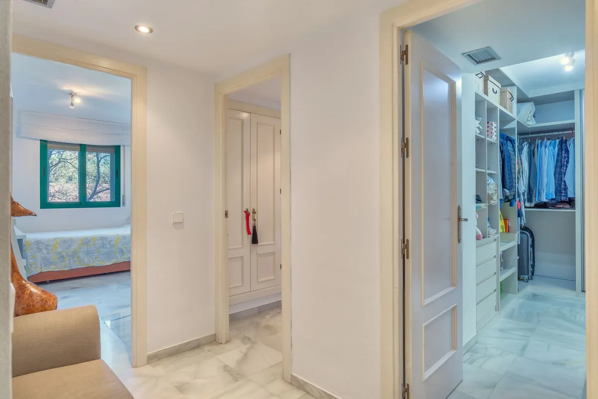 124af512-5d9b-424f-a18b-6010af3be146