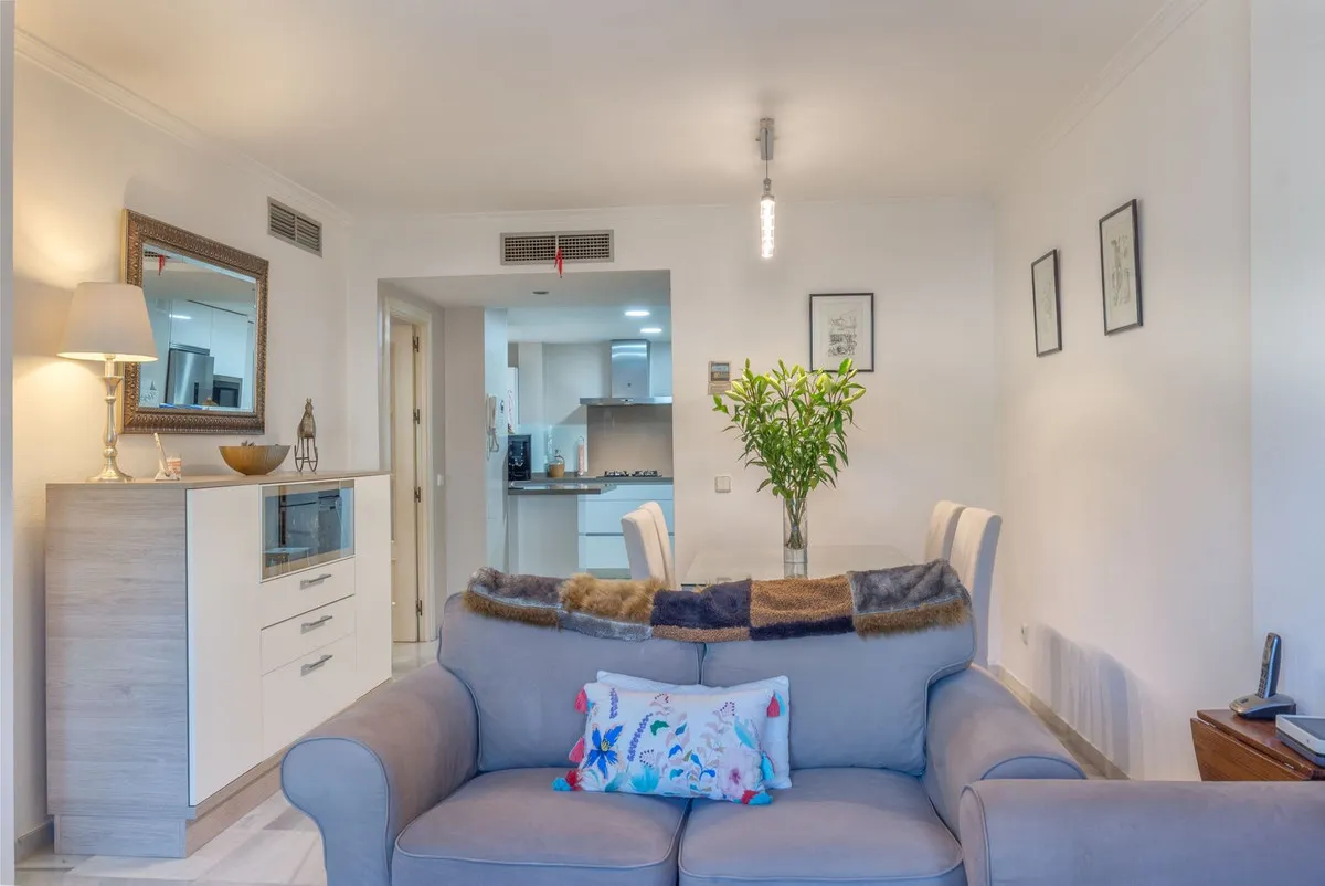 273c1bd0-e4c5-425d-afe5-836bac564790