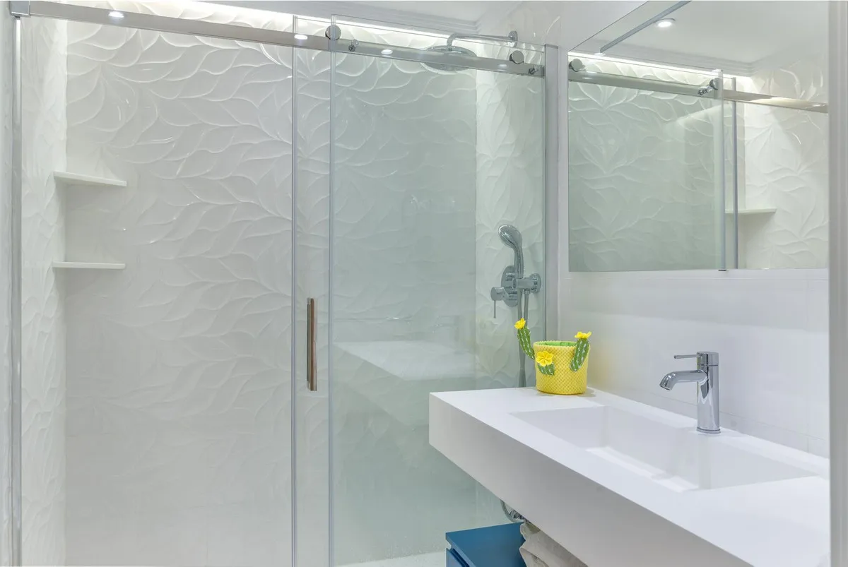 7b21525d-d44d-4015-ac04-75710ba95c8f